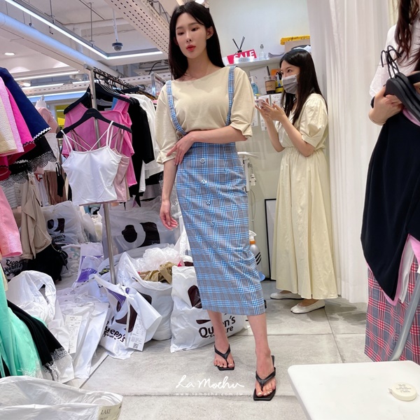 (限量商品)寬領澎澎袖上衣